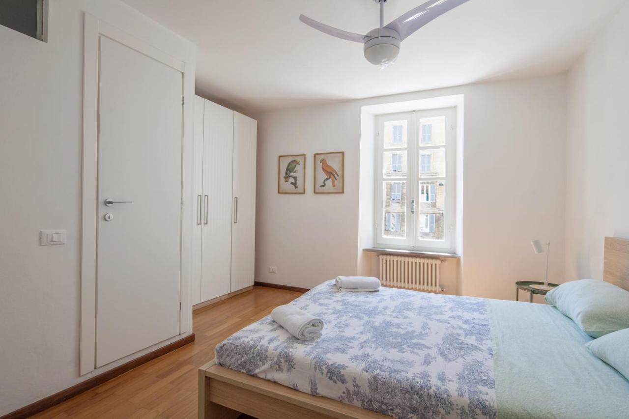 Vicolo Apartment, Pedestrian Centre, 2bdr, 2,5 Bth, Aircondo, Private Parking, Easy To Train And Ferries, Life Appartement *