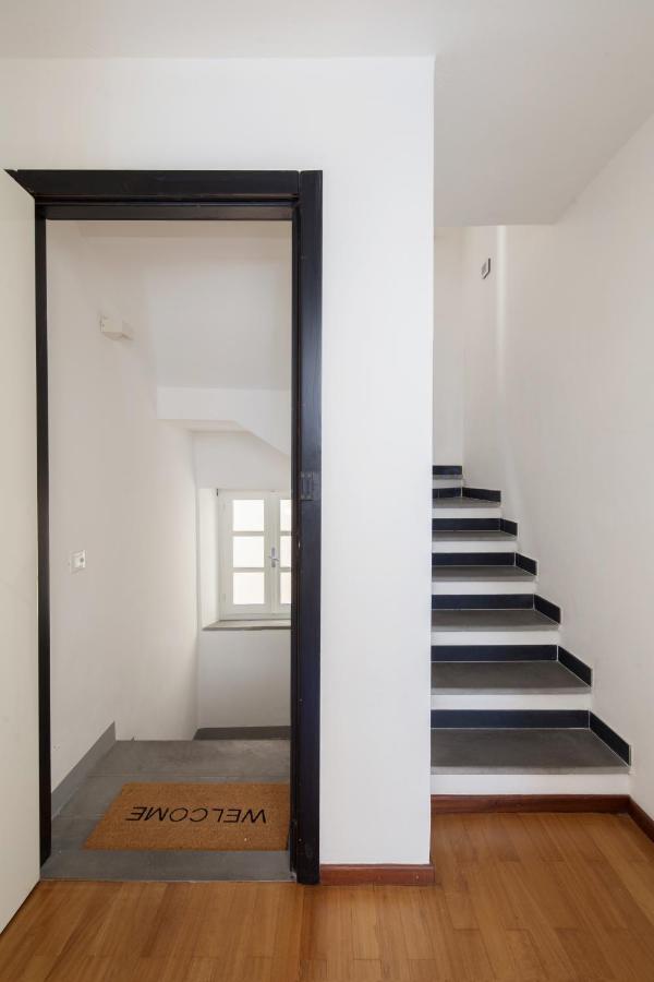 Appartement Vicolo Apartment, Pedestrian Centre, 2bdr, 2,5 Bth, Aircondo, Private Parking, Easy To Train And Ferries, Life