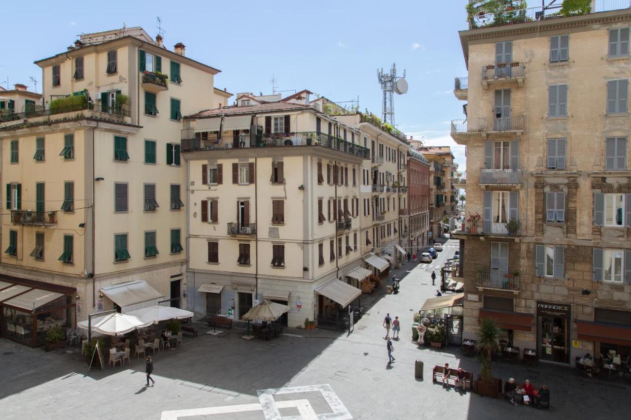 Appartement Vicolo Apartment, Pedestrian Centre, 2bdr, 2,5 Bth, Aircondo, Private Parking, Easy To Train And Ferries, Life